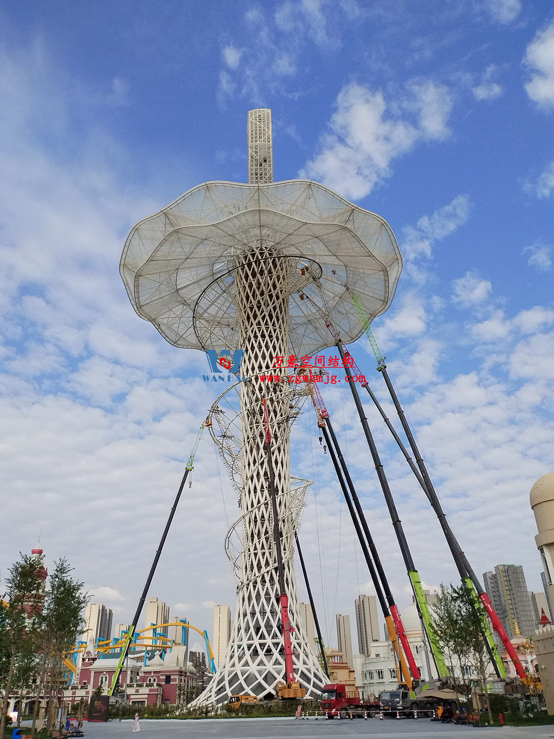 ETFE膜結(jié)構(gòu)地標(biāo)塔—以愛(ài)之名，點(diǎn)亮絲路歡樂(lè)世界