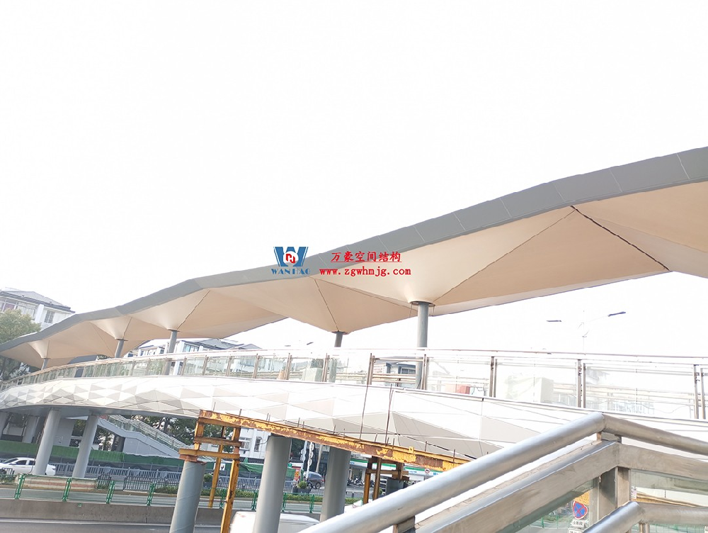 蘇州人行天橋ptfe膜結(jié)構(gòu)